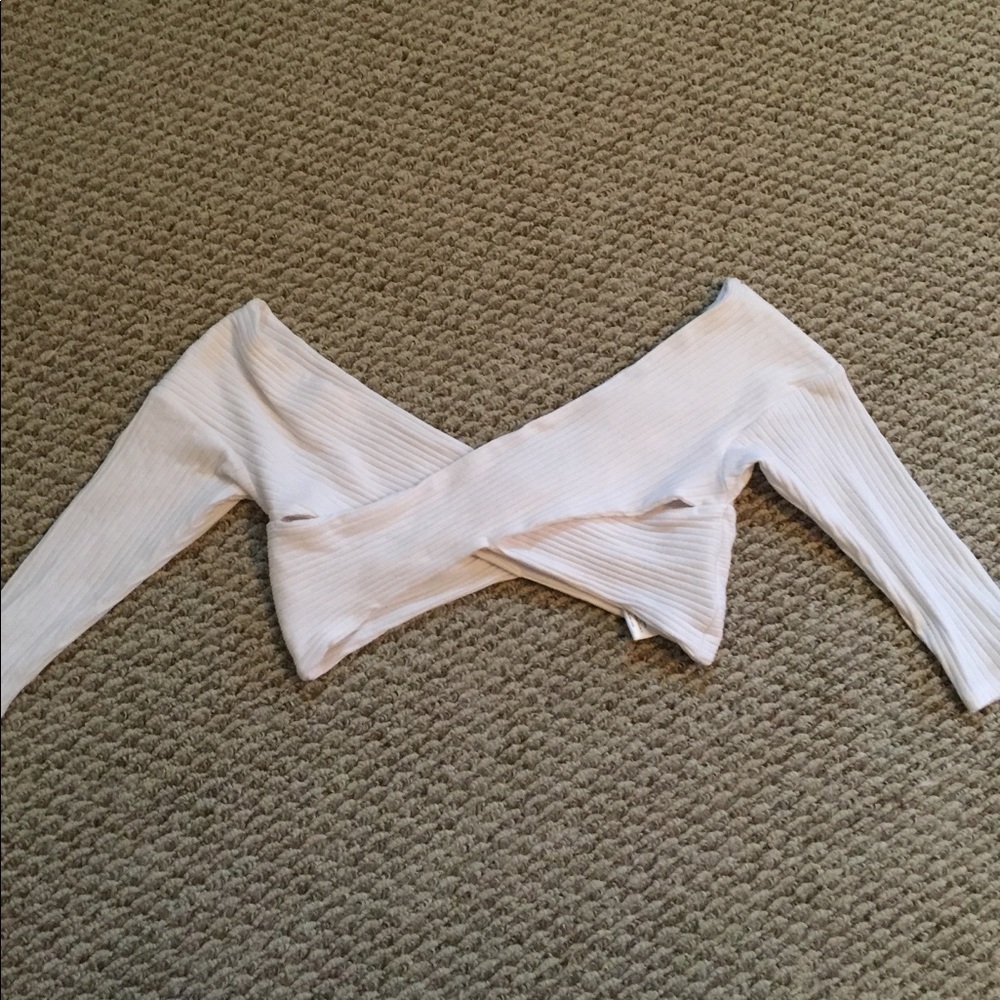 Urban Outfitters Sexy White Crop Top Size Small S